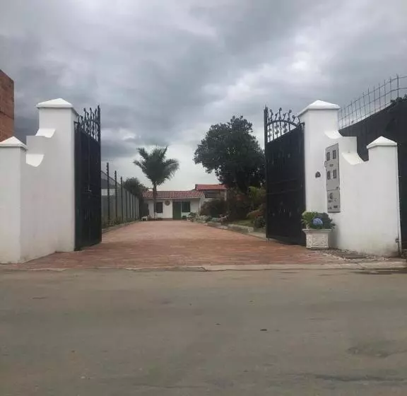 ベッドアンドブレックファースト Cabañas Villa Isabel