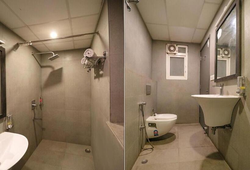 Fabhotel Chattarpur Enclave