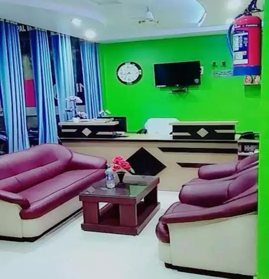 ホテル Basant Palace And Flavors Restaurant