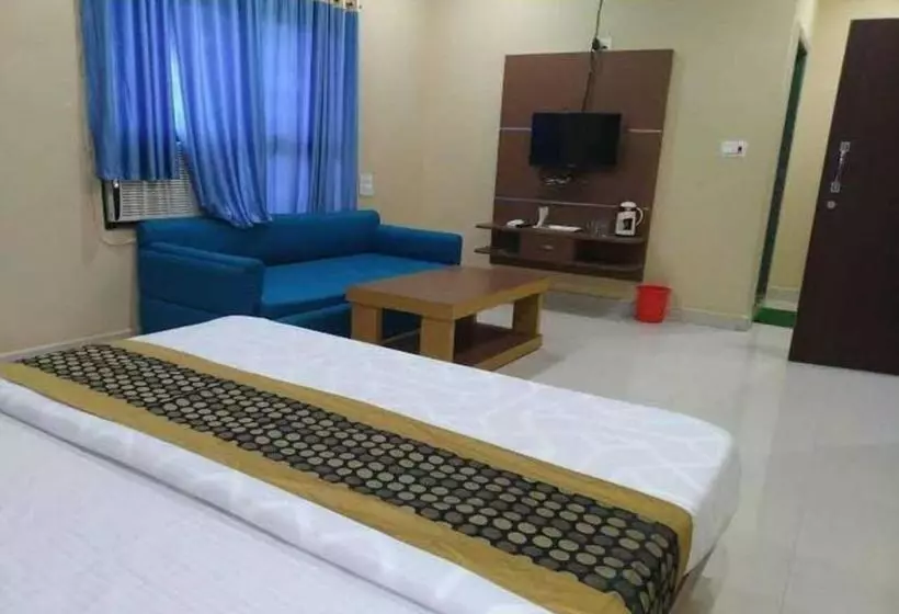 ホテル Basant Palace And Flavors Restaurant