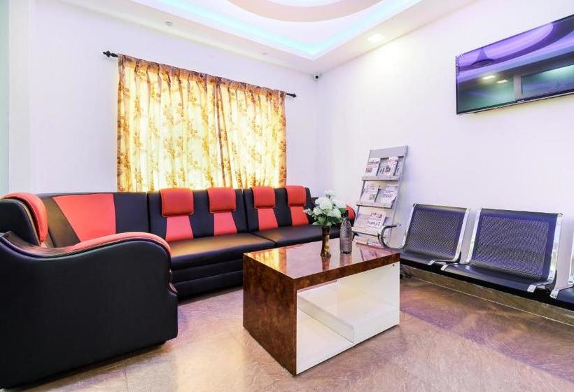 Hotel Capital O 77432 Rd