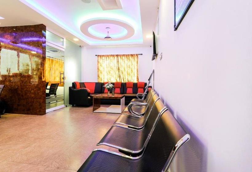 Hotel Capital O 77432 Rd