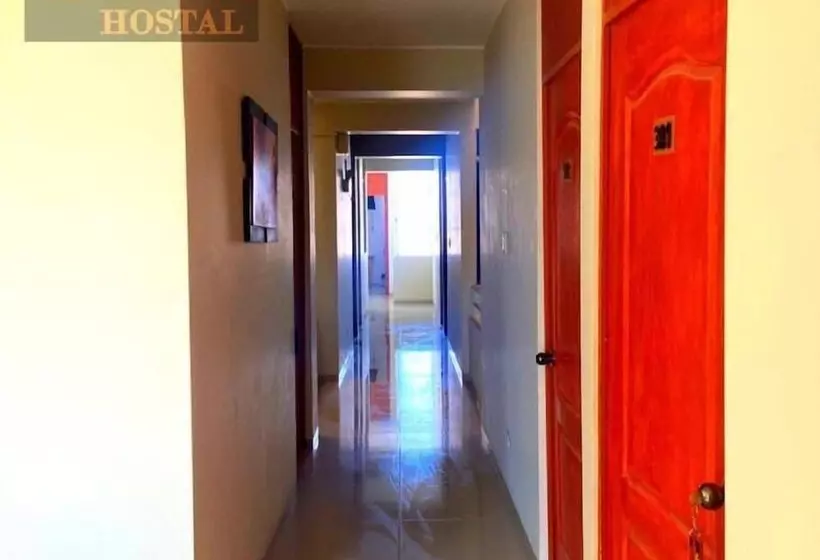 هتل Hostal Macacona