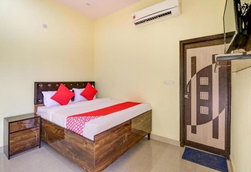 Hotel Oyo Far307  Luv Point