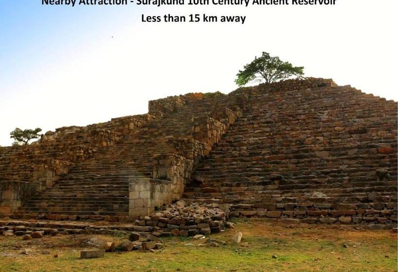 Hotel Oyo Far307  Luv Point