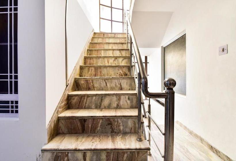 호텔 Spot On 76347 Kesar Guest House