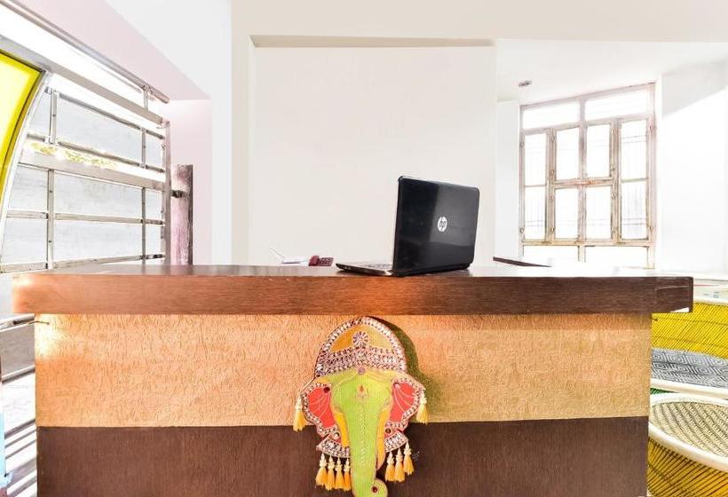 호텔 Spot On 76347 Kesar Guest House