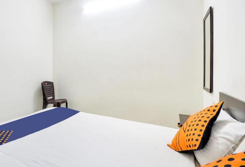 ホテル Spot On 77506 Sun Residency