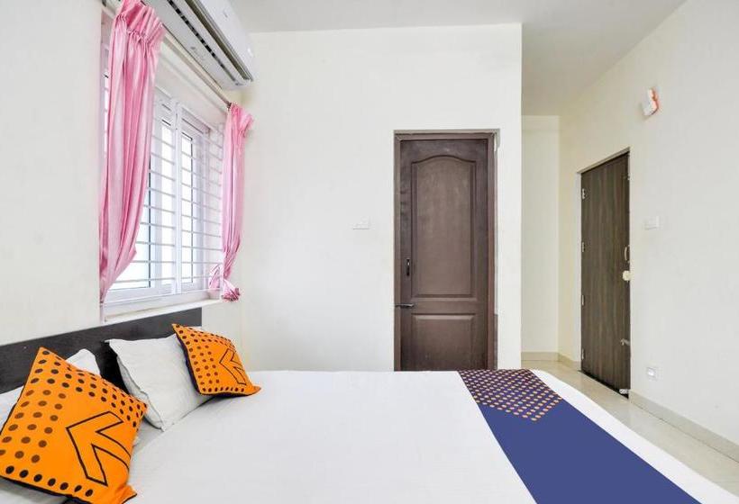 ホテル Spot On 77506 Sun Residency