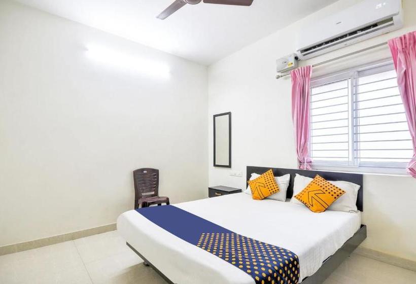 ホテル Spot On 77506 Sun Residency