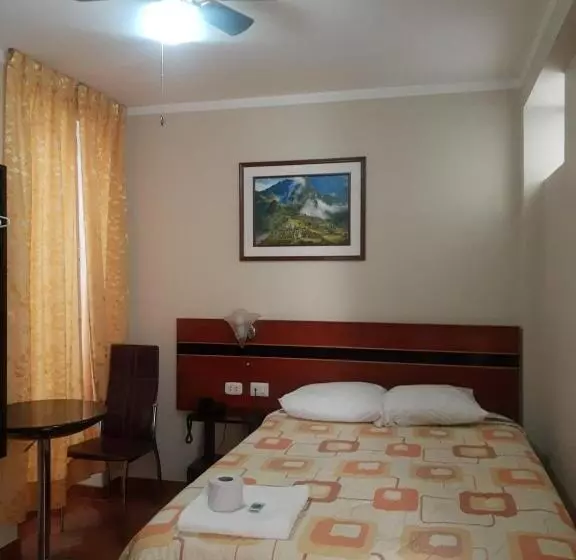 ペンション Hostal Real Cerrillos