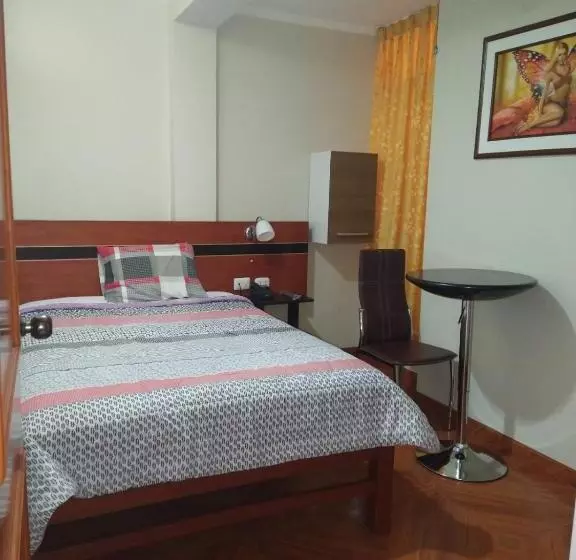 ペンション Hostal Real Cerrillos