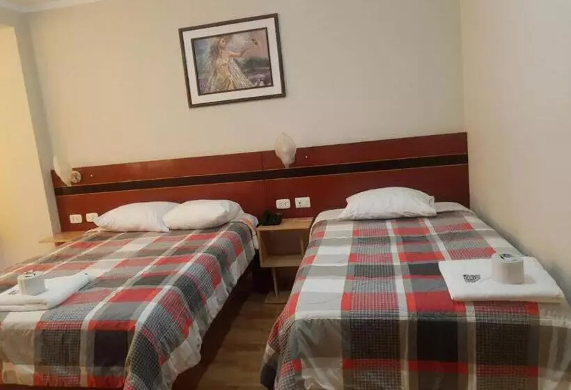 ペンション Hostal Real Cerrillos