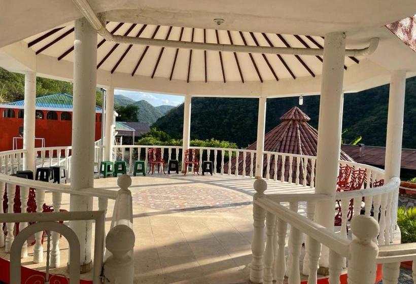 فندق Mirador De La Montaña