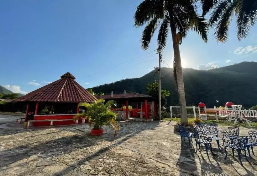 ホテル Mirador De La Montaña