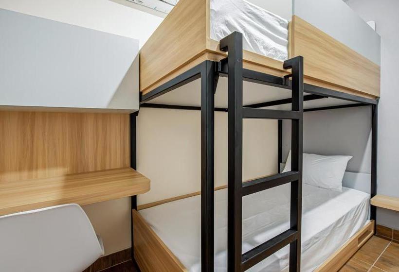 فندق Rumah Kubis Residence