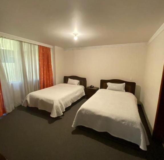 هتل Internacional El Nogal Ipiales