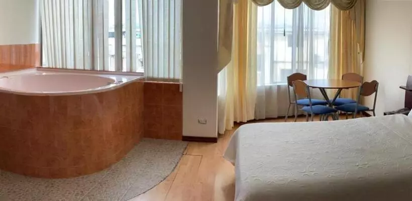 Hotelli Internacional El Nogal Ipiales