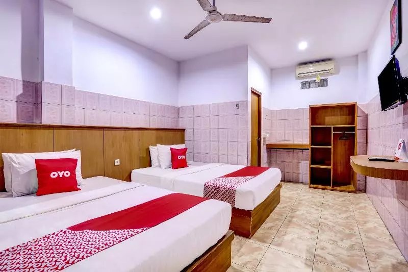 Hotelli Oyo 90201  Bina Artha