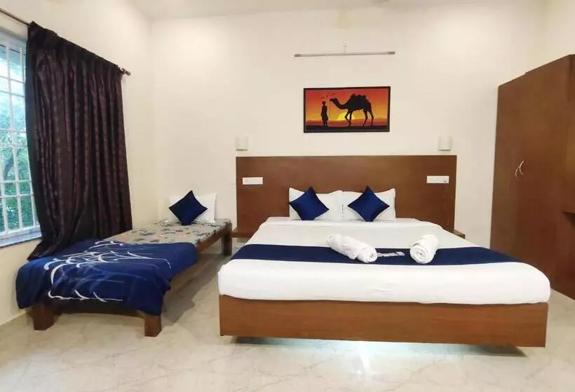 Hotelli Pv Resort   Auro Beach
