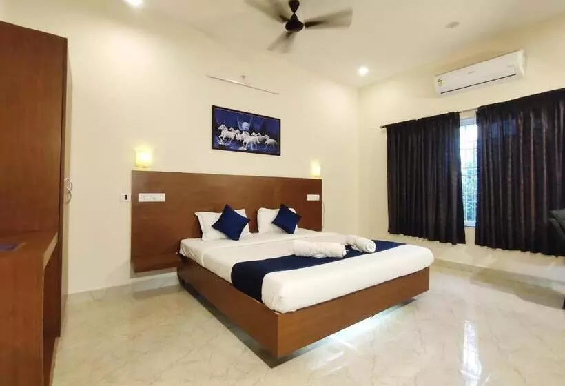 Hotelli Pv Resort   Auro Beach