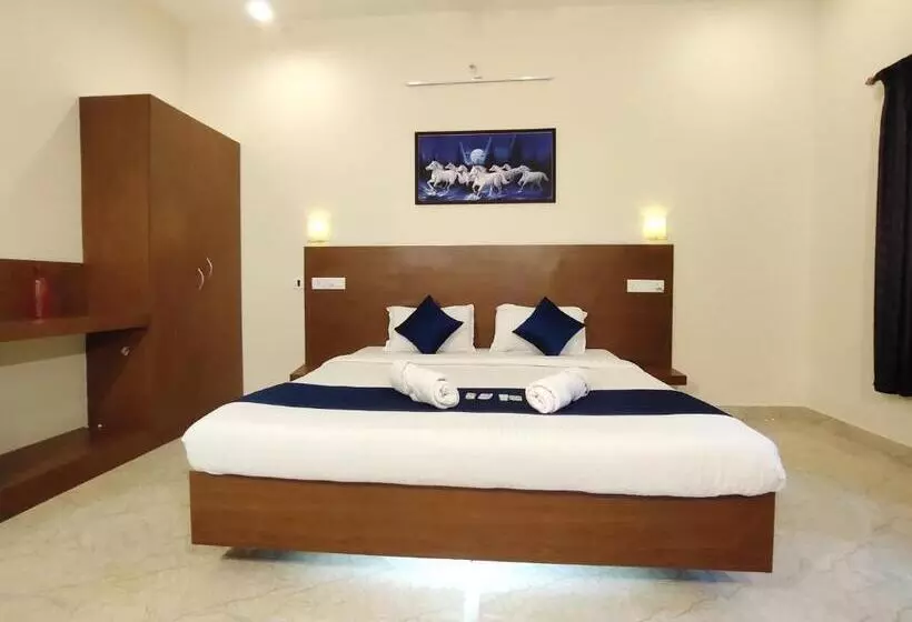 Hotelli Pv Resort   Auro Beach