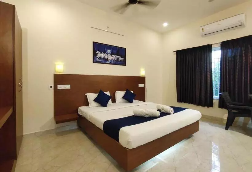 Hotelli Pv Resort   Auro Beach