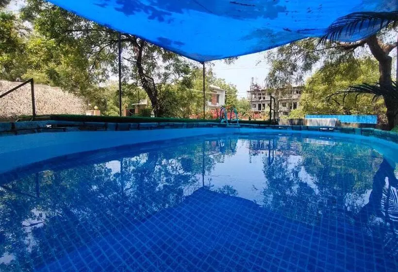 Hotelli Pv Resort   Auro Beach