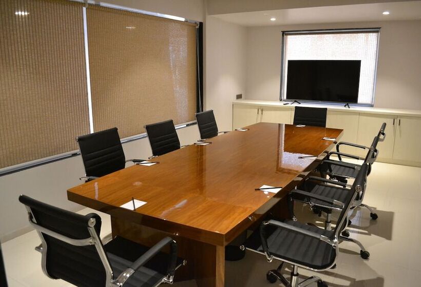 בית מלון כפרי Ginger Vishakhapatnam Gajuwaka