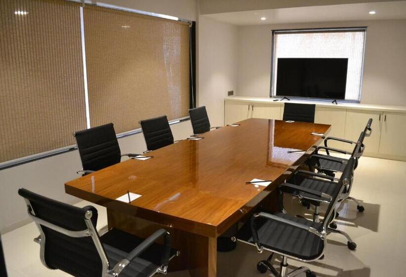 בית מלון כפרי Ginger Vishakhapatnam Gajuwaka