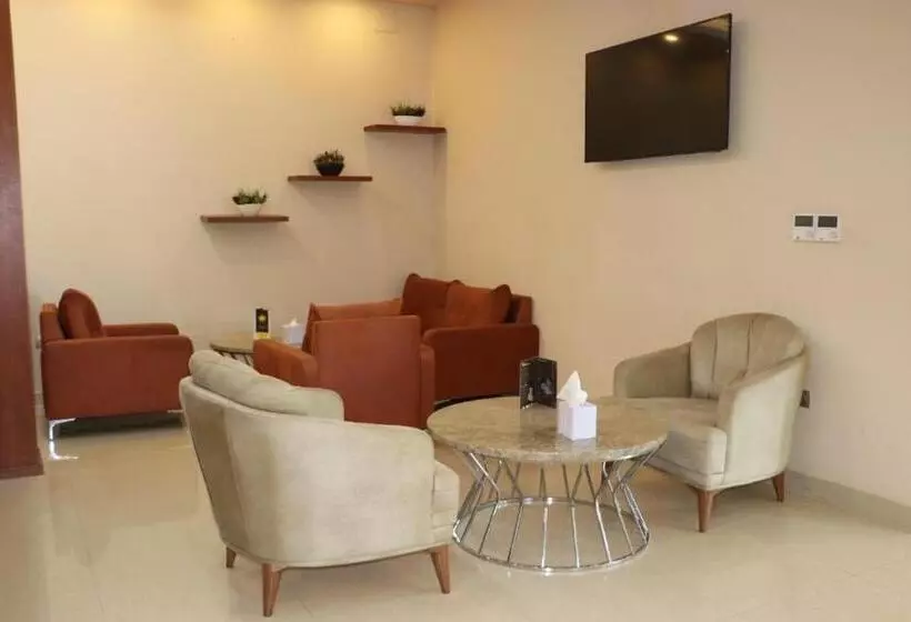 هتل Golden Airport