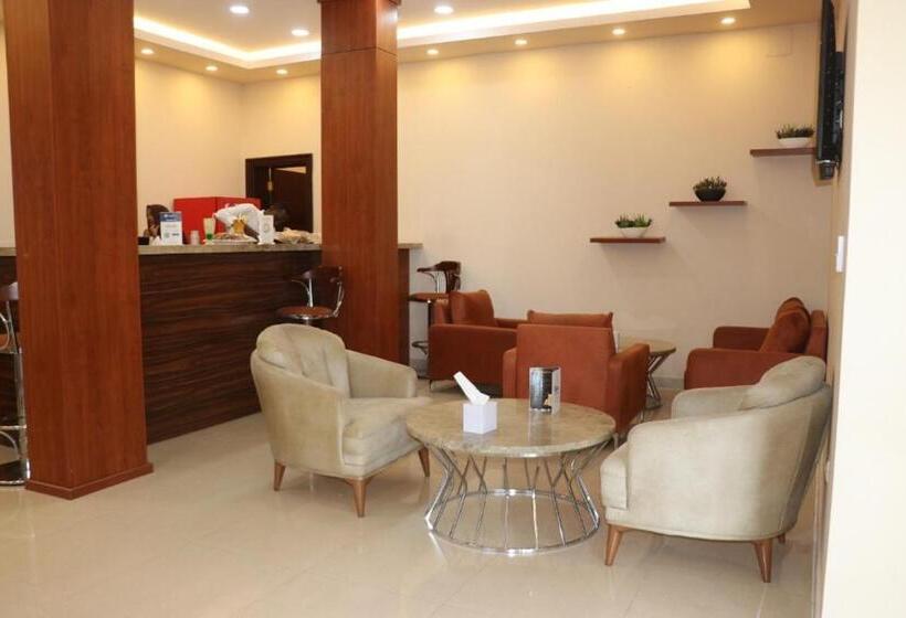 هتل Golden Airport