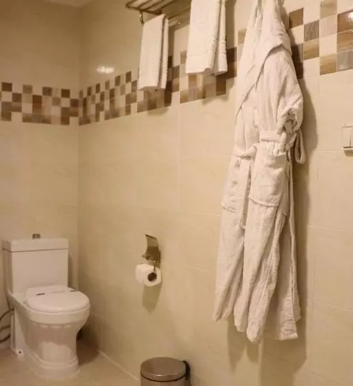 هتل Golden Airport