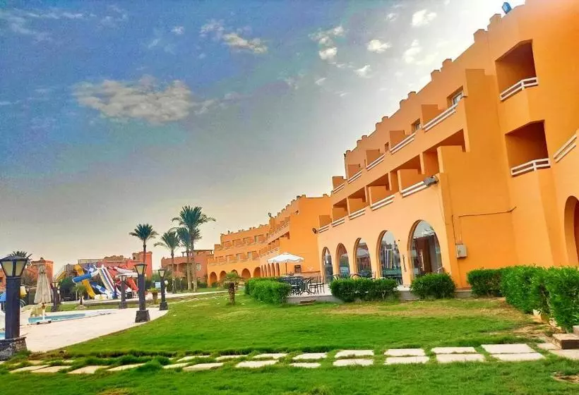 هتل Horizon Elwadi Aquapark