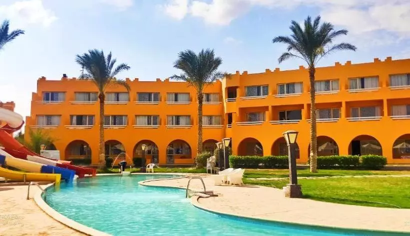 هتل Horizon Elwadi Aquapark