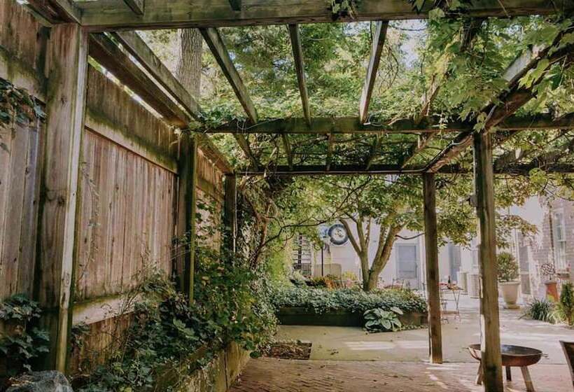 James Buchanan Hotel, Trademark Collection By Wyndham