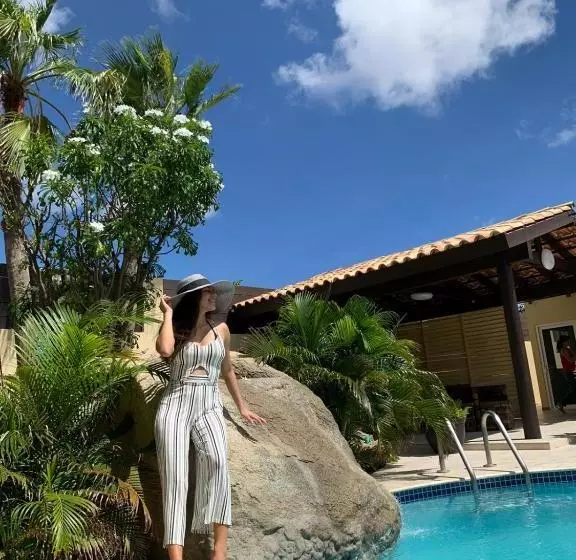 Hotelli Juanedu Suites