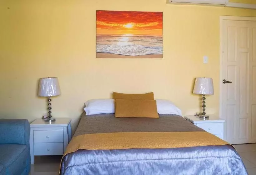 Hotelli Juanedu Suites