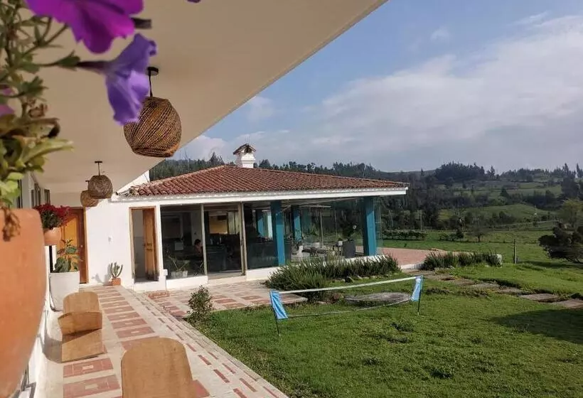 ホテル Lujosa Casa Quinta En Naturaleza Andina