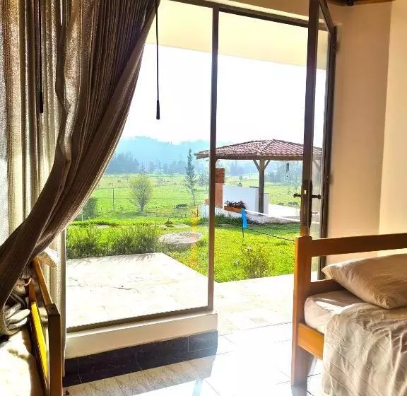 ホテル Lujosa Casa Quinta En Naturaleza Andina