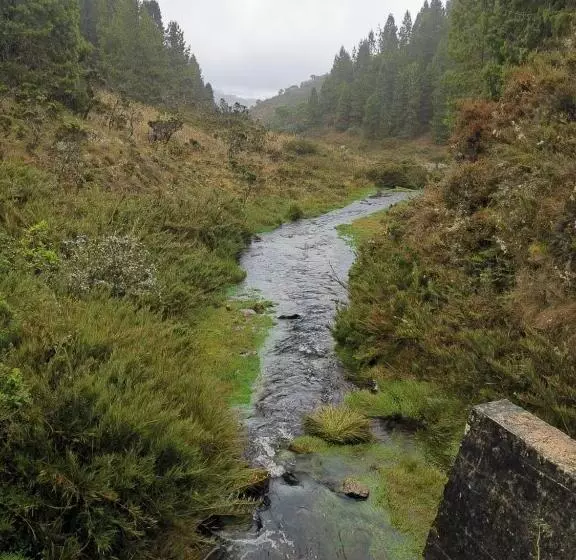 ホテル Lujosa Casa Quinta En Naturaleza Andina