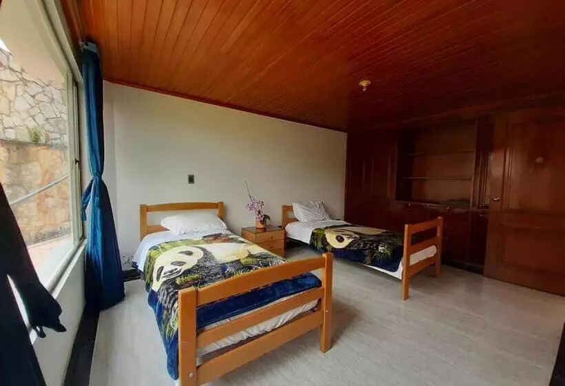ホテル Lujosa Casa Quinta En Naturaleza Andina