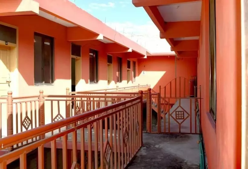 هتل Yasin Holiday