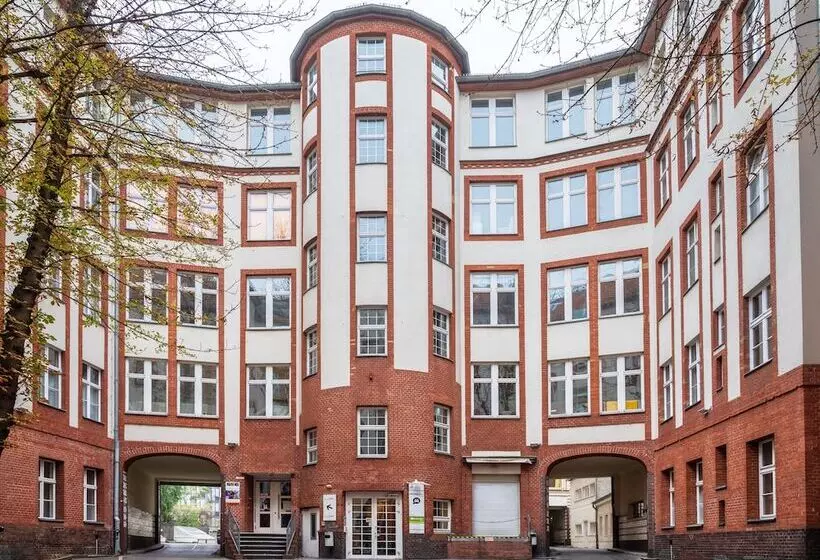 Numa L Sketch Rooms & Apartments