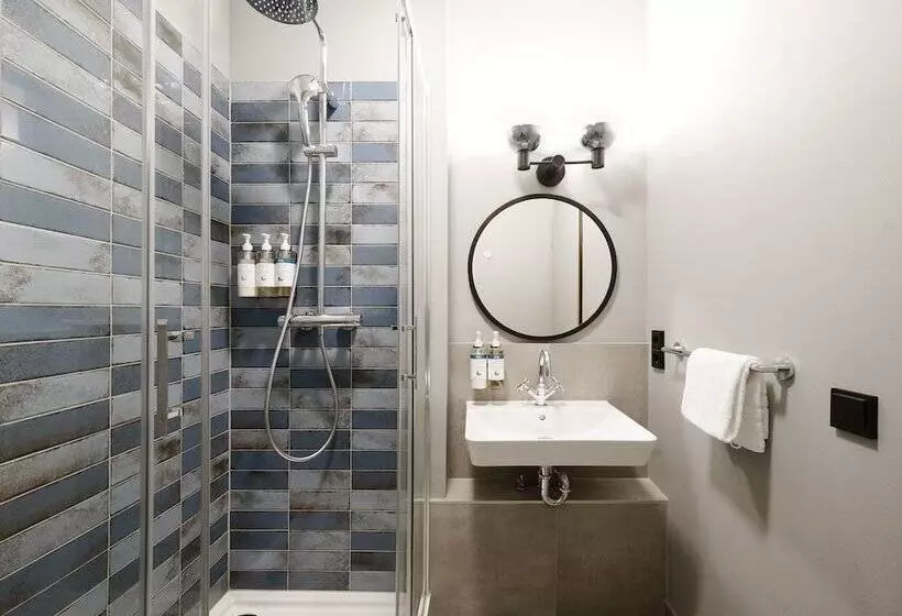 Numa L Sketch Rooms & Apartments