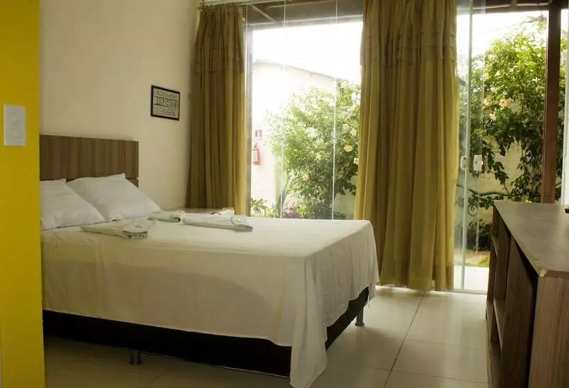 Pousada Brisa Da Canoa