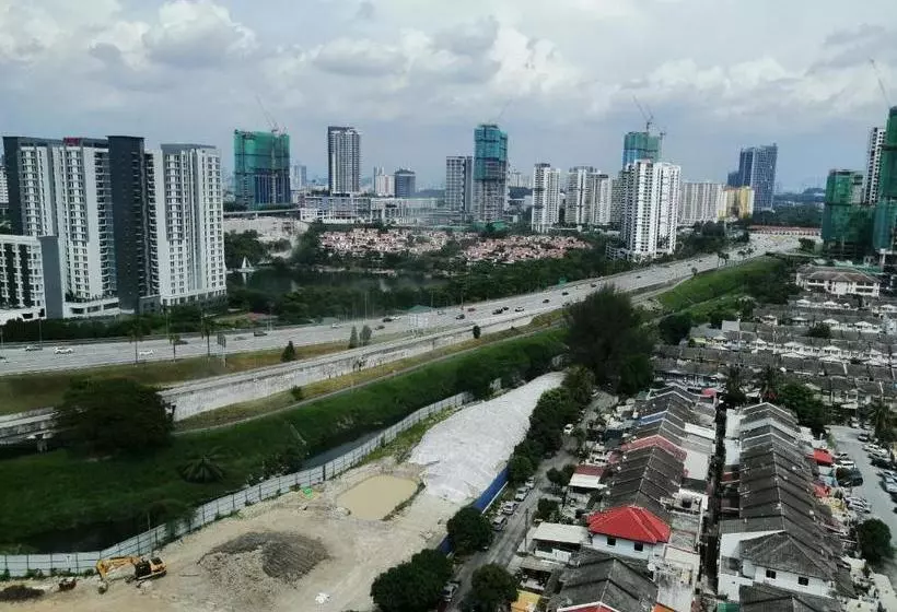 Usj One Subang Jaya By Widebed