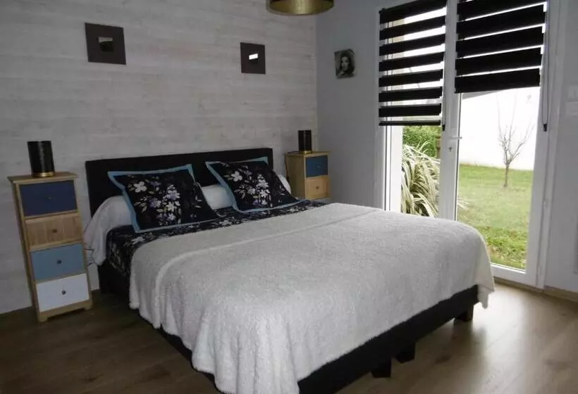 Aamiaismajoitus (B&B) Maison D'hôtes La Marie Pierre