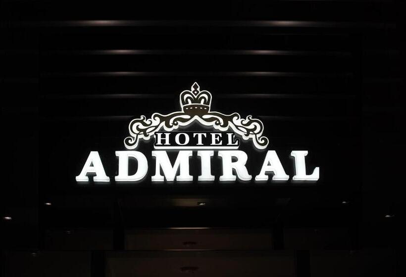 호텔 Admiral