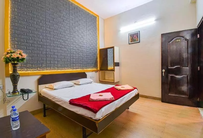 ホテル Anand Resort